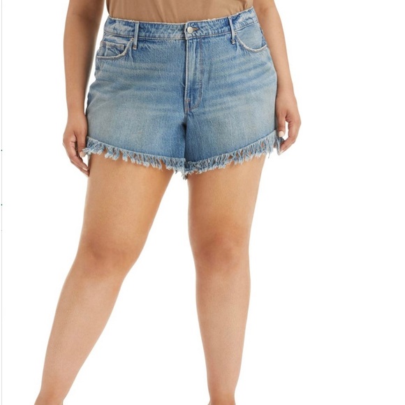 Good American Pants - Good American 90’s jean shorts